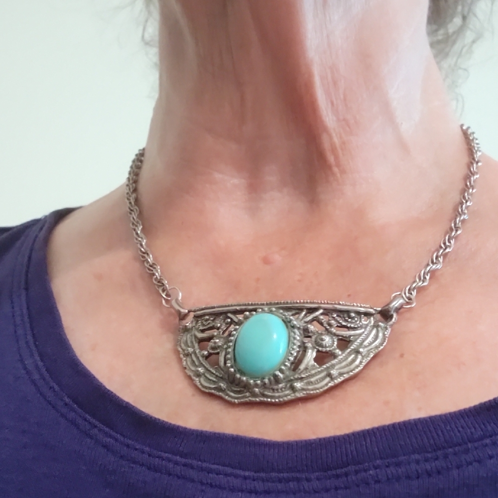 Vintage Silver and Blue Statement Necklace 18"in
